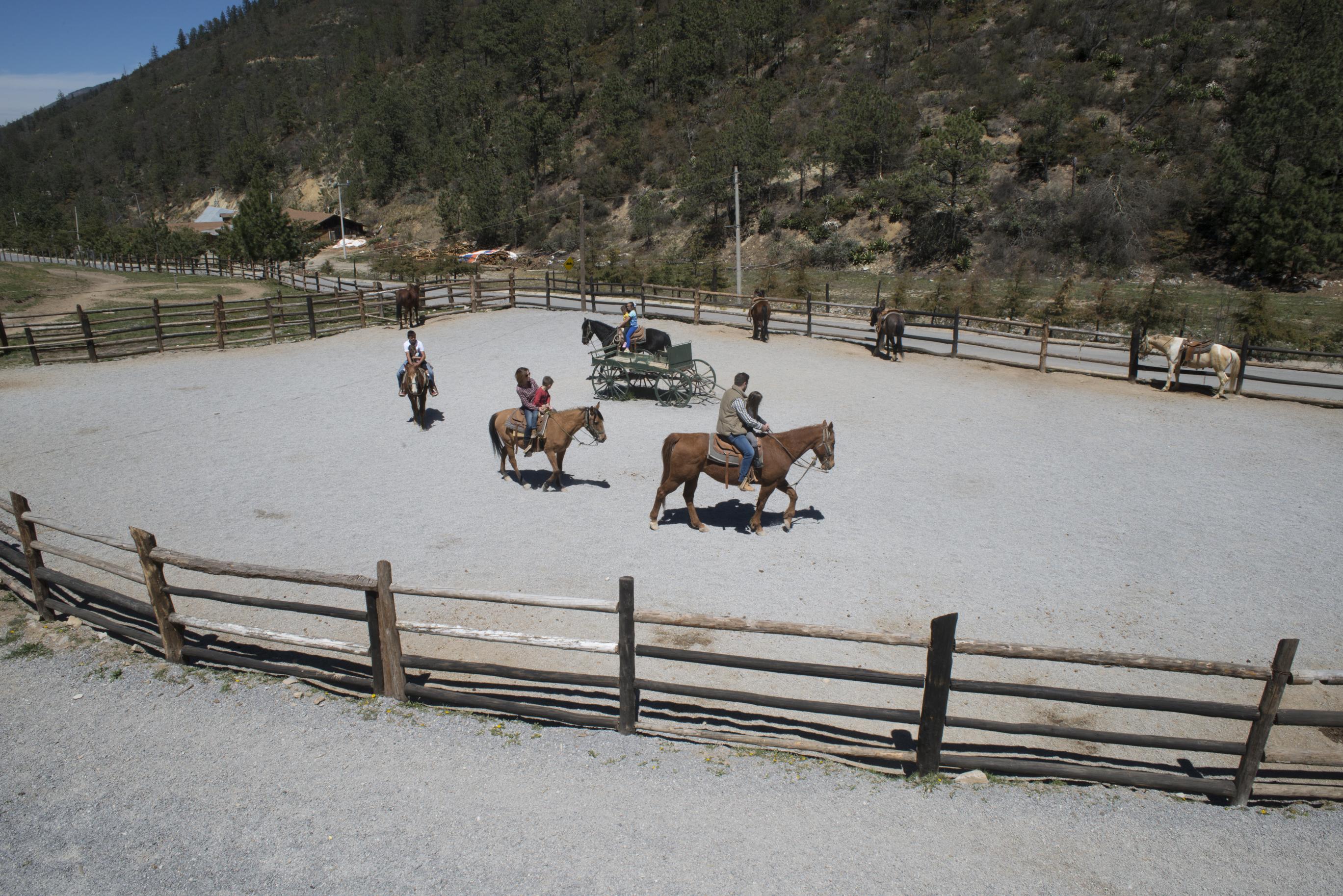 מלון San Antonio de las Alazanas Bosques De Monterreal מראה חיצוני תמונה