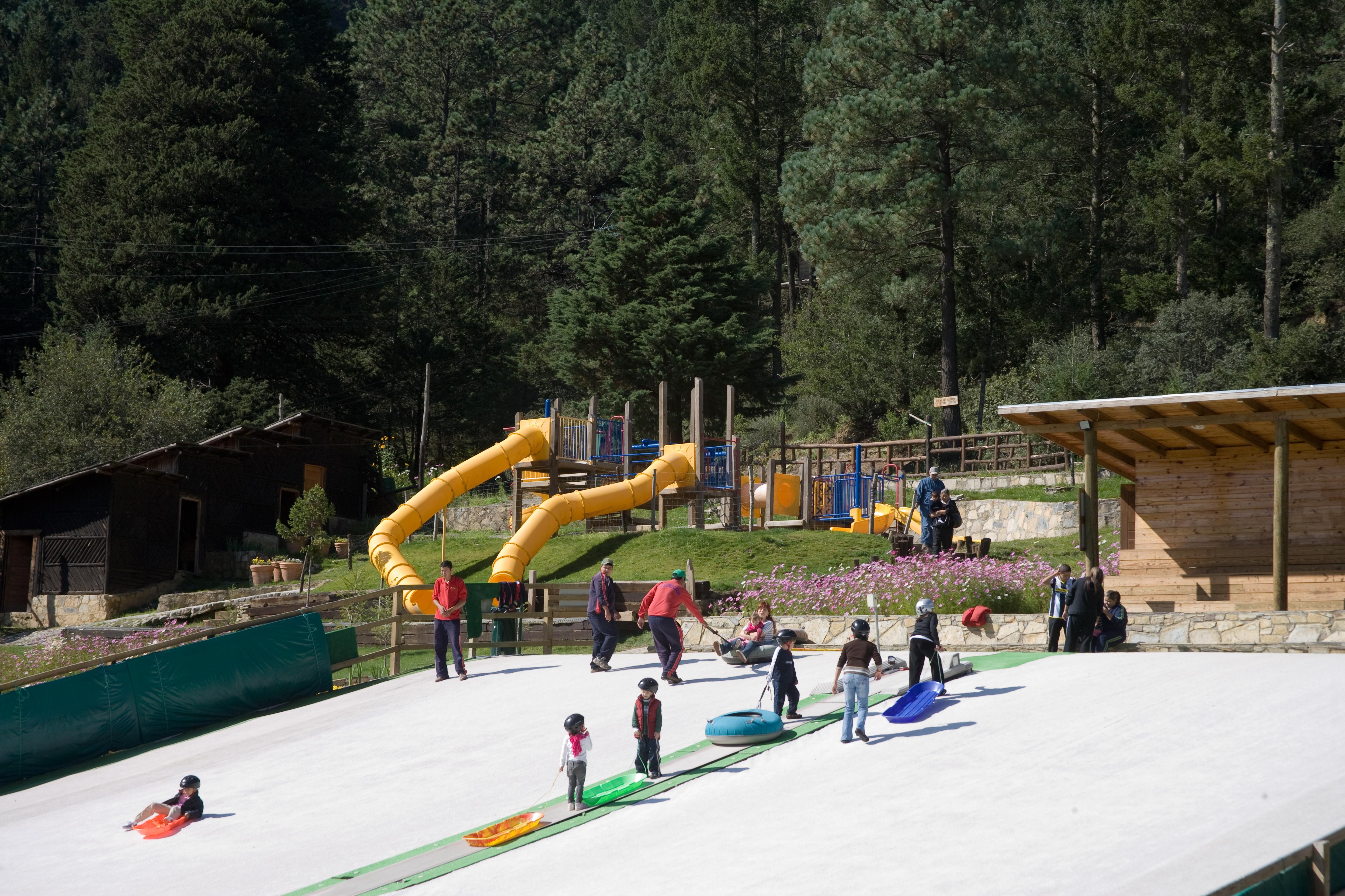 מלון San Antonio de las Alazanas Bosques De Monterreal מראה חיצוני תמונה
